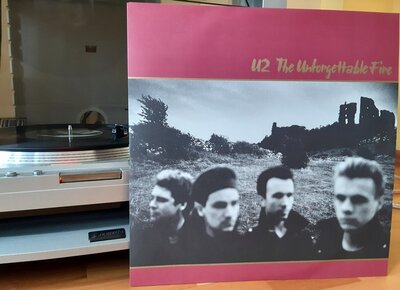 u2.jpg