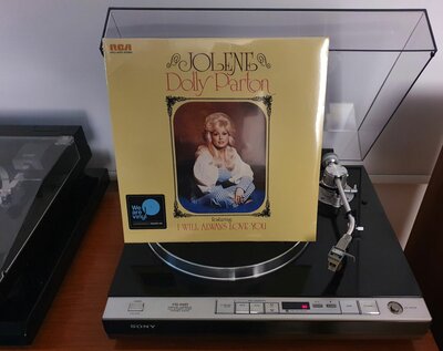 Dolly Parton - Jolene (EU 2019).jpg