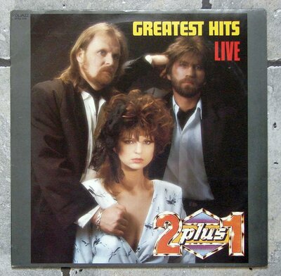 2 plus 1 - Greatest Hits Live 0.jpg