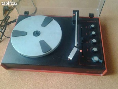 113750333_1_644x461_unitra-fonica-wg-417-sprawny-gramofon-ze-wzmacniaczem-oswiecim.jpg