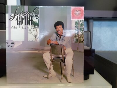 lionel.jpg