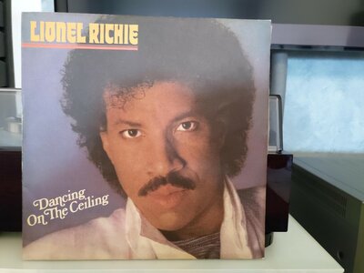 lionel.jpg