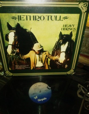 Jethro Tull - Heavy Horses.jpg
