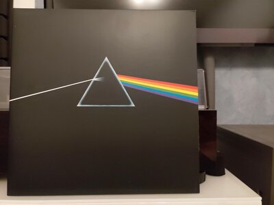 Pink Floyd - The Dark Side Of The Moon.jpg