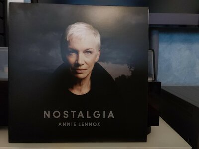 Annie Lennox - Nostalgia.jpg