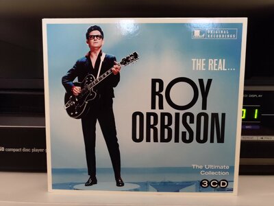 Roy Orbison - The Real... Roy Orbison (The Ultimate Collection).jpg
