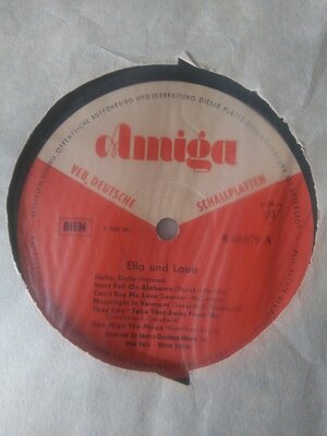 Ella & Louis label.jpg