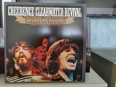 Creedence Clearwater Revival Featuring John Fogerty - Chronicle - The 20 Greatest Hits.jpg