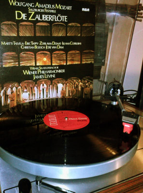 Mozart - Die Zauberflote.jpg