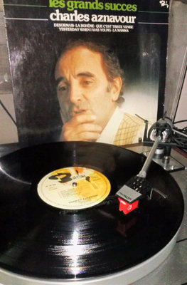 Charles Aznavour - Les grands succes.jpg
