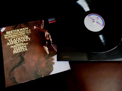 III Koncert fortepianowy C-moll op.37 / Vladimir Ashkenazy / Wiener Philharmoniker / Mehta (Decca 1985)
