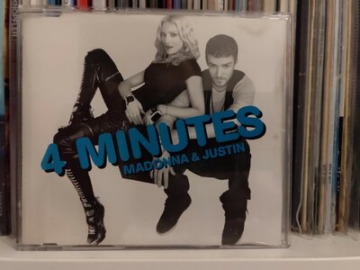 Madonna & Justin - 4 Minutes.jpg