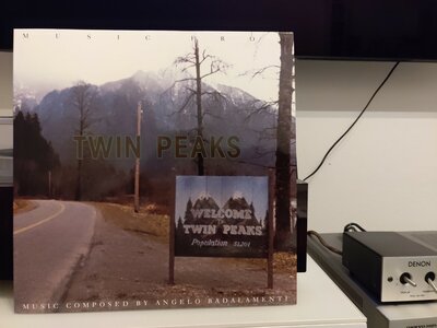 Angelo Badalamenti - Music From Twin Peaks.jpg