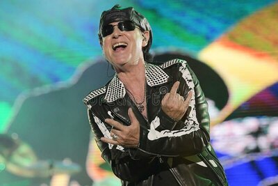 scorpions.jpg