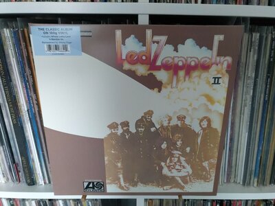 Led Zeppelin - Led Zeppelin II.jpg