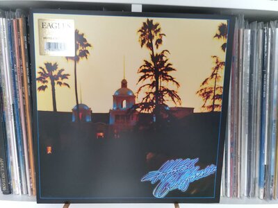 Eagles ‎– Hotel California.jpg