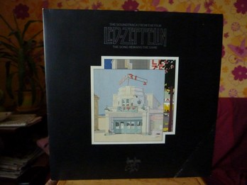 LED ZEPPELIN - THE SONG REMAINS THE SAME